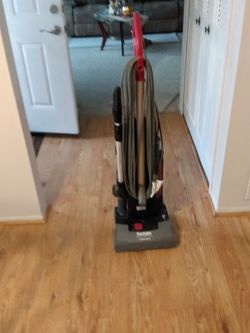Upright Sanitaire Vaccuum