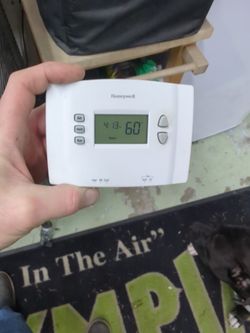 Honeywell Thermostat 