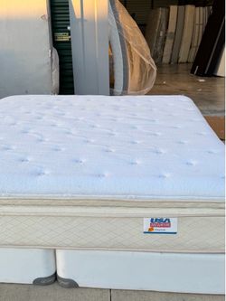 USED KING SIZE PILLOWTOP MATTRESS ONLY