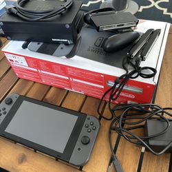 Nintendo Switch [for parts/repair]