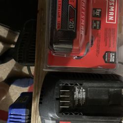 Craftsman 20 V 4 Amp Battery And Charger 