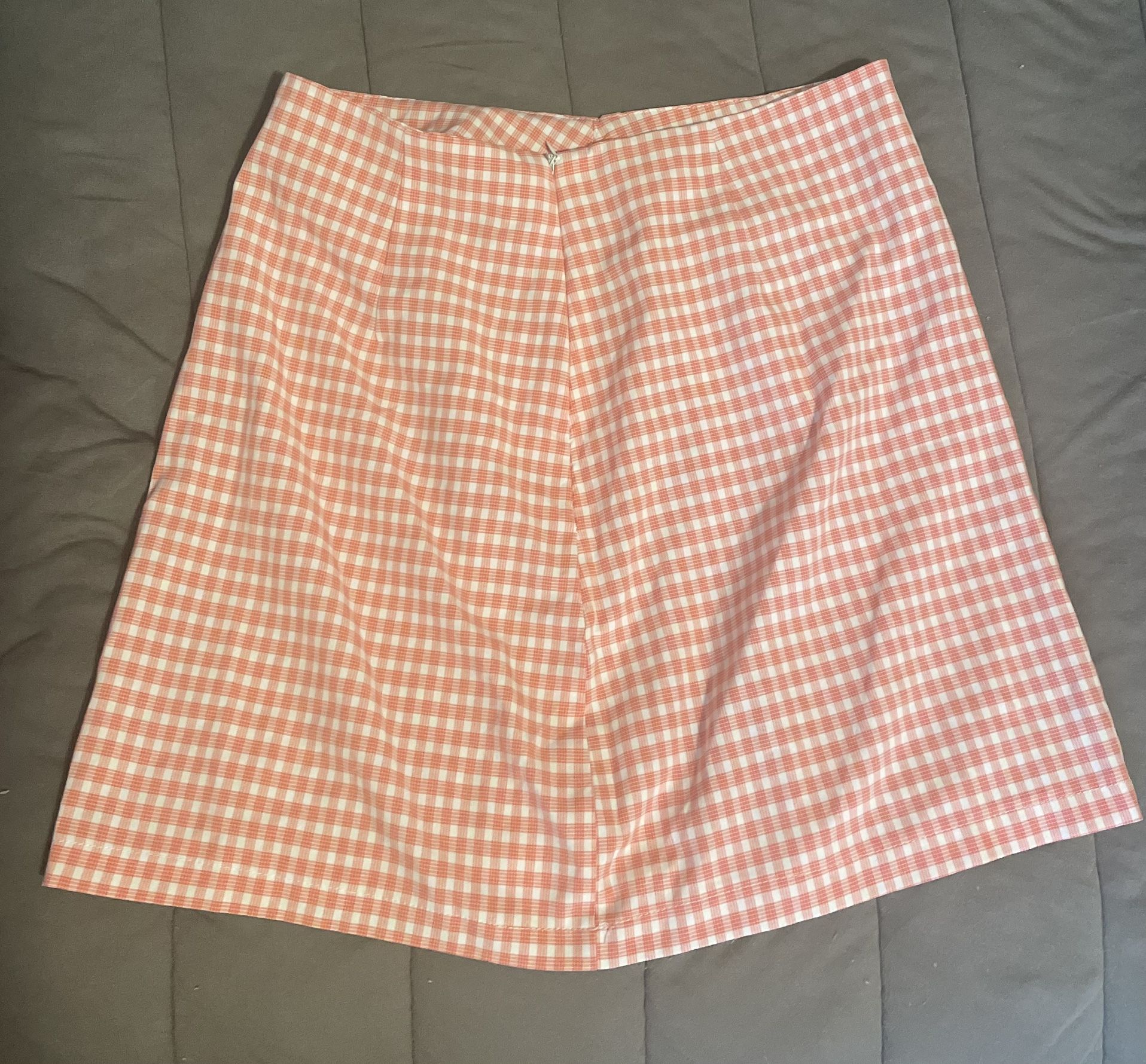 Women’s Spring/Summer skirts- size small