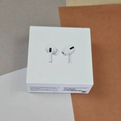 Just the Box – Apple AirPods Pro (Wireless Charging Case Packaging)