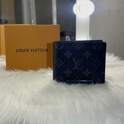 LOUIS VUITTON WALLET