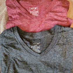 Men's V-Neck T-shirt Apt. 9 (Large)