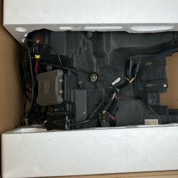 2018-2020 Ford F-150 Headlights in Box