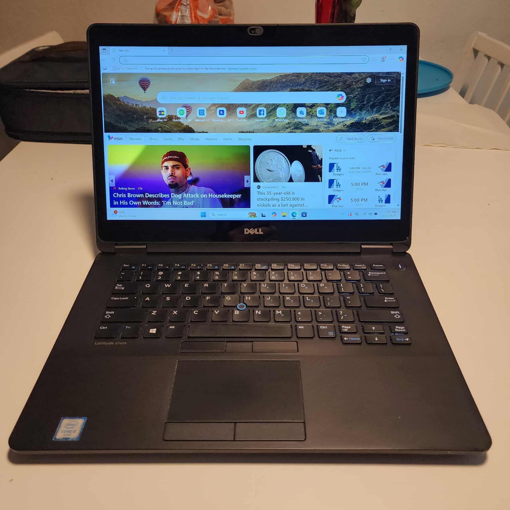 Dell Latitude 7490 touchscreen 14" Laptop Core i5-6300 CPU  8GB RAM  120GB  SSD  Windows 11 pro. Microsoft office installed.   ** NO TRADES **