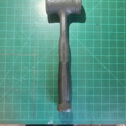 Snap-on  Tools TITANIUM 32oz/900g Soft Grip Soft Face Dead Blow Hammer HBFE32DT