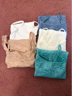 Women’s Lace tank top lot