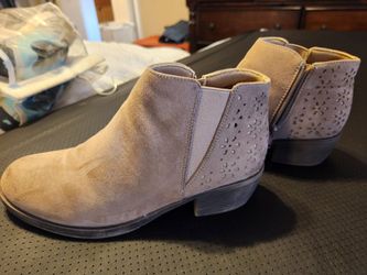 Tan Boots