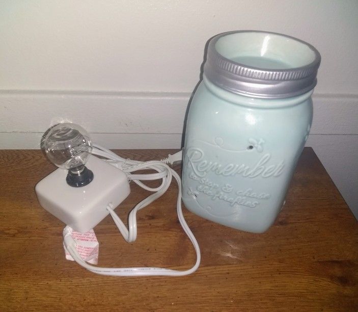 Scentsy Warmer Chasing Fireflies