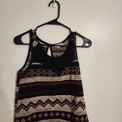 Sleeveless tank top