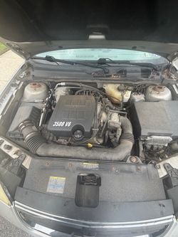 Car engine ( 01 Chevy Malibu) car parts