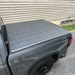 Tonneau Cover Topper