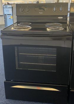 Black Whirlpool Coil Top Electric Stove (2-0156)