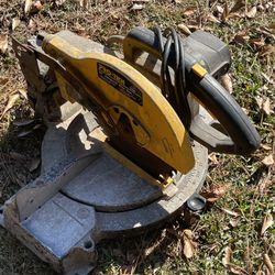 Chop / Miter Saws 