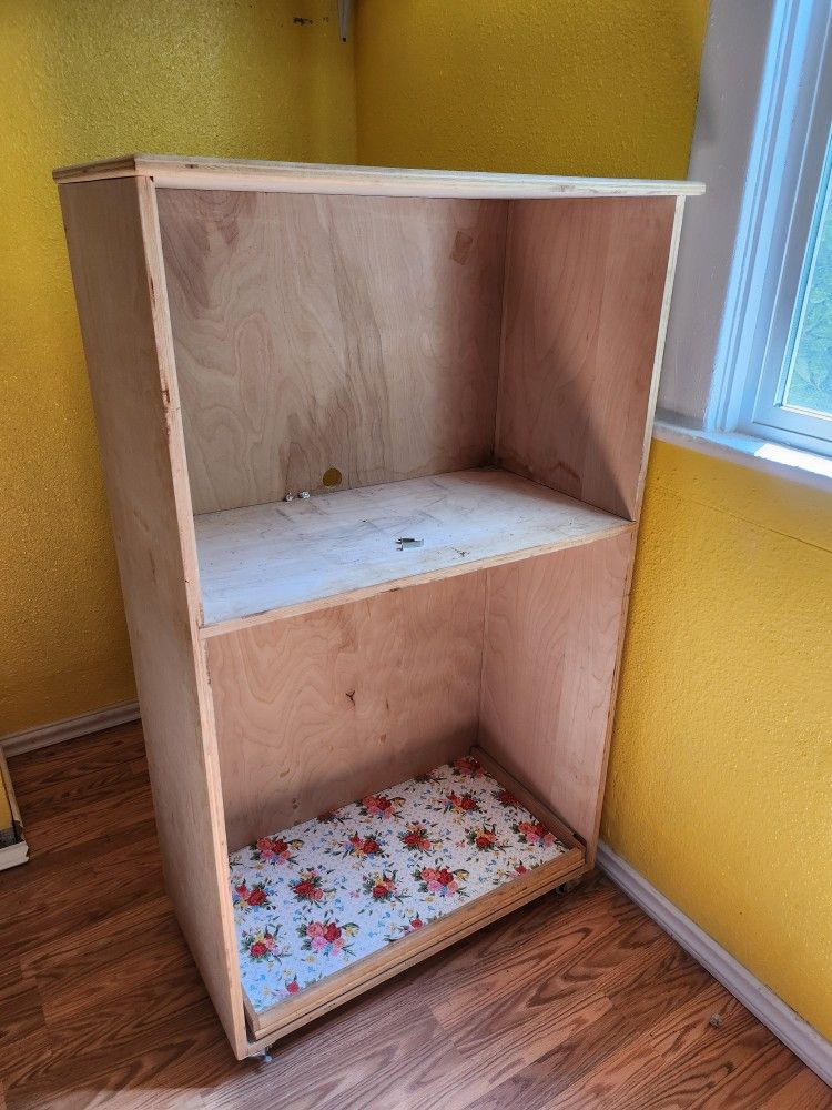 Movable Shelf