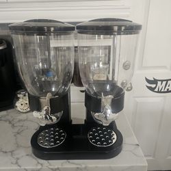Double cereal dispenser.