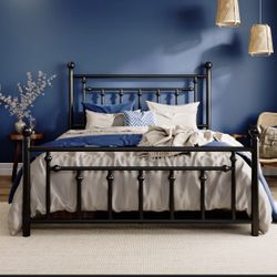 Vintage Iron Bed Frame (Queen)