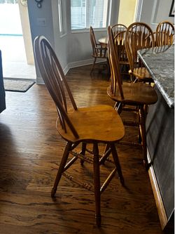 Swivel Countertop High Bar Stools