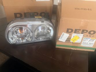 headlight assembly (dodge challenger)