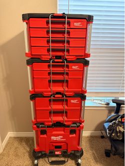 Milwaukee stack boxes