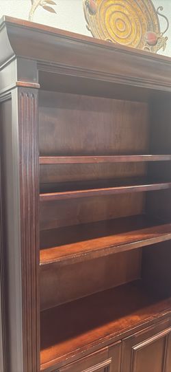 Bookshelve