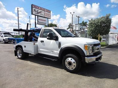 Financing available! 2017 Ford F450 XLT.. VULCAN 812 WRECKER TOW TRUCK Condition Used Clear Title Miles 138,912 Engine 6.7L 8 Cylinder Transmission