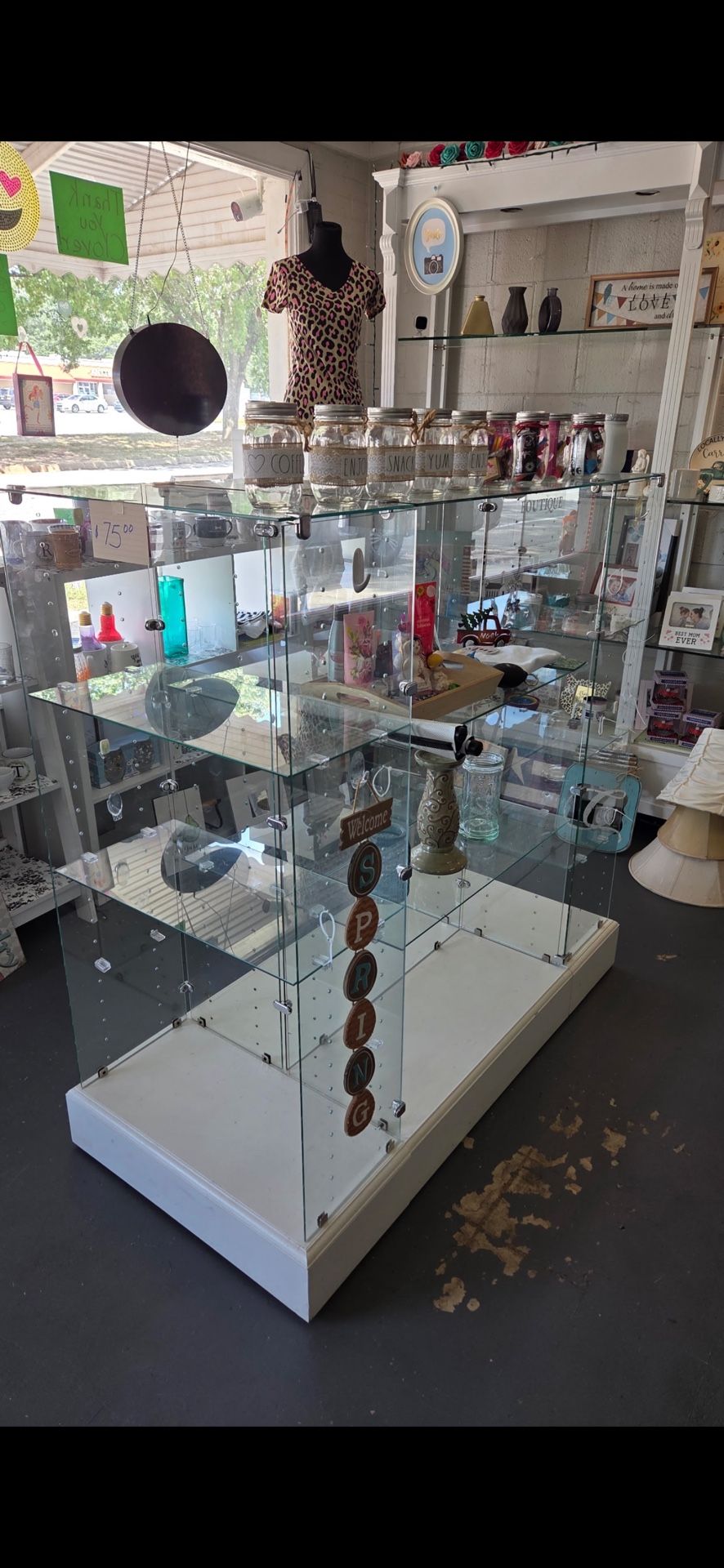 Store Clothing Racks And Shelf Cabinets On Wheels