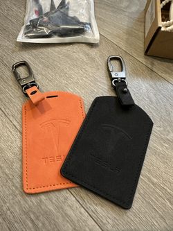 Tesla model 3 Y accessories card holder emblem docking station hub data charger