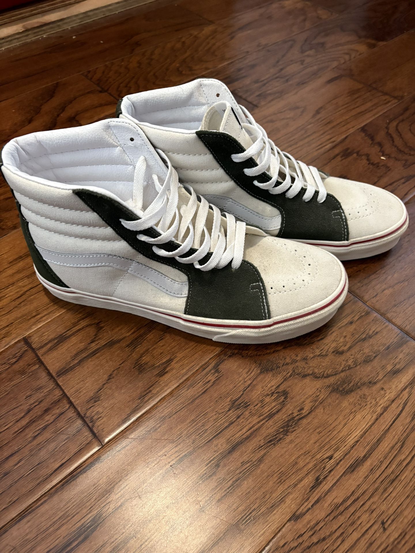 Vans Retro Style High Tops