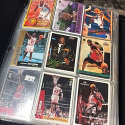40 40 pages of basketball collectible and baseball cards