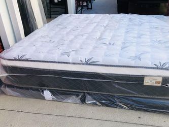 CALKING OR KING PILLOW TOP MATTRESS ‼️