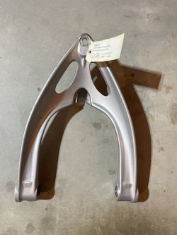 BMW r1200gs front swingarm suspension telelever