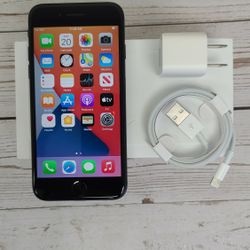 IPHONE 7..32GB. FACTORY UNLOCK