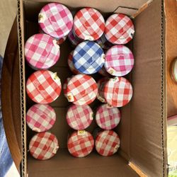 Free 1-oz Jars