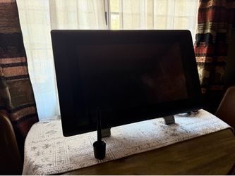 Cintiq Touch Screen 22" HD (2016) 500$ OBO - $500 (Los Angeles)