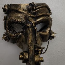 Gold Vintage Death Mask 