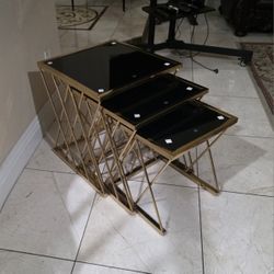 Nesting Coffee Table Set 