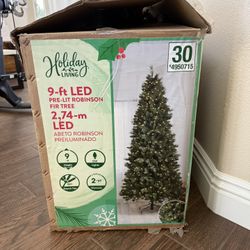 9 Foot Pre Lit Christmas Tree