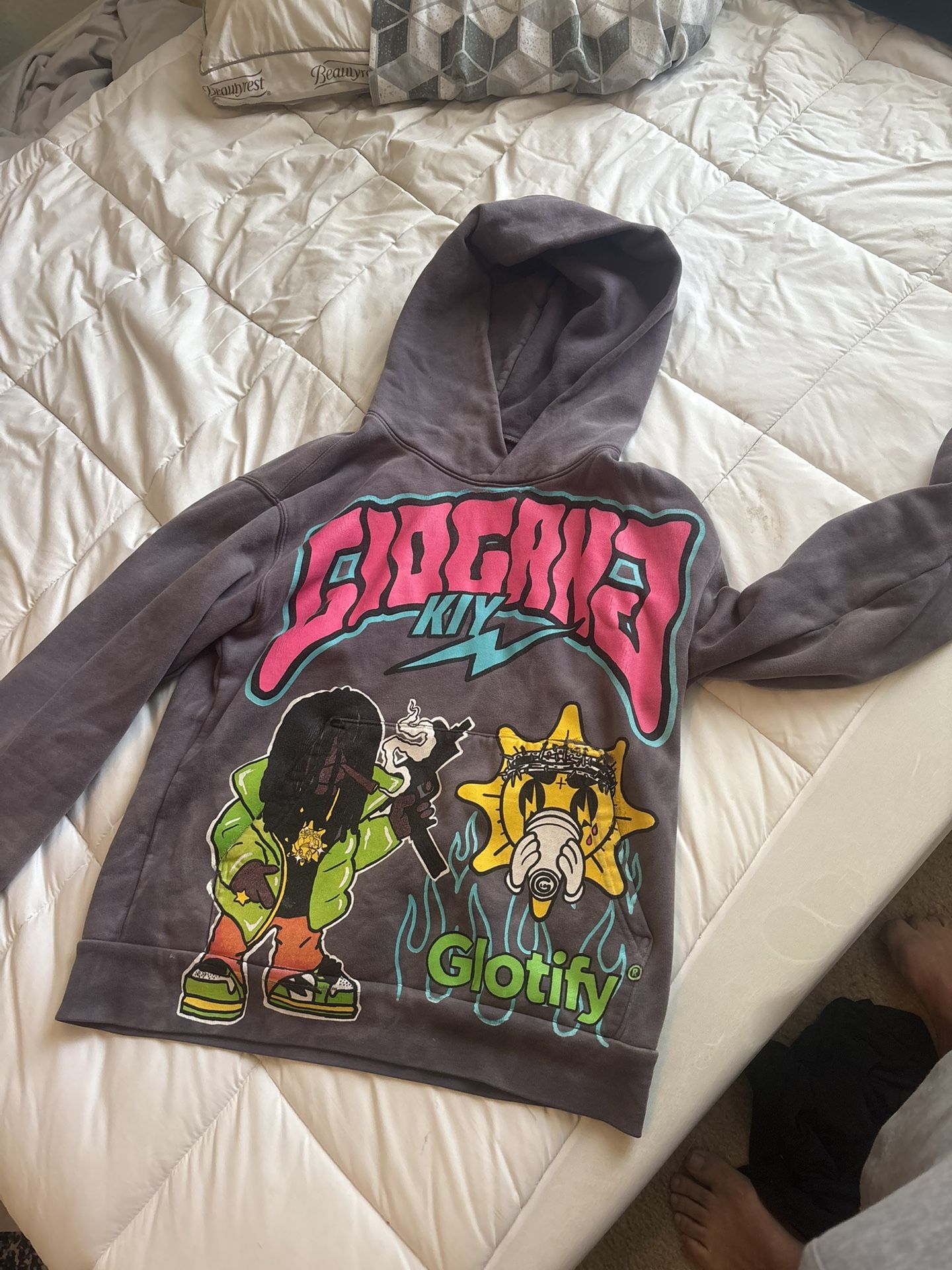 KIY ( Glo Gang Hoodie )