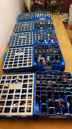 500 1/64 NASCAR Diecasts, Best Offer