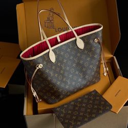 Women's Louis Vuitton Bag Luxury Bag With Dustbag 