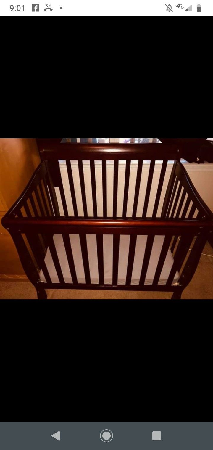 Dream on me 4 in 1 mini crib baby bundle