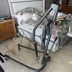 Handicap Hydraulic Lift - Excellent Condition 