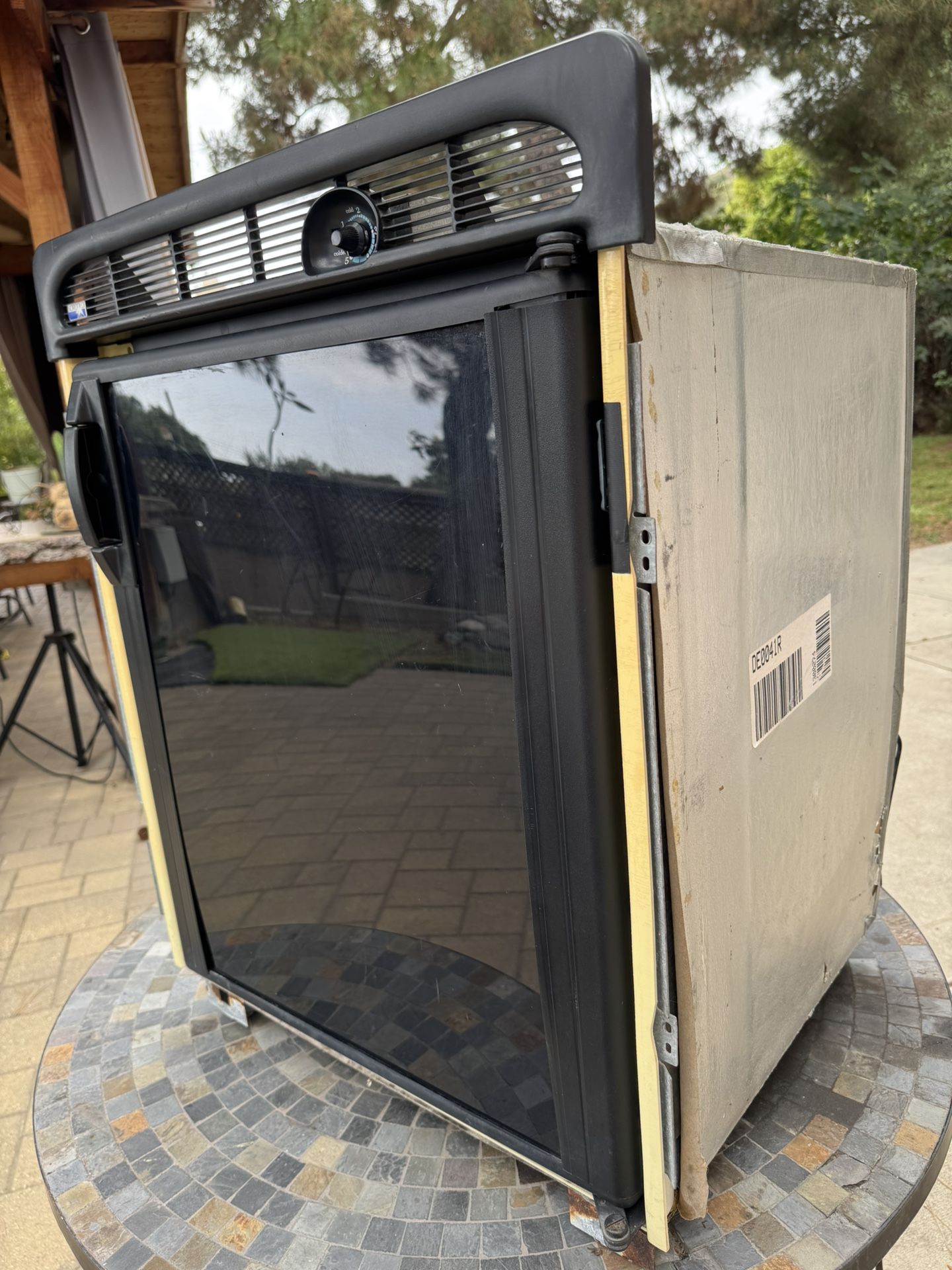 NORCOLD AC/DC Refrigerator and Freezer