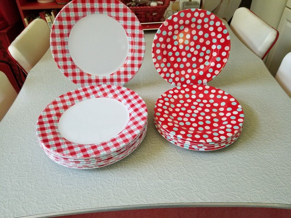 Picnic Plates