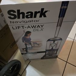 Shark NAVIGATOR Vacuum 