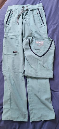 Grays Anatomy Gray Scrubs Set