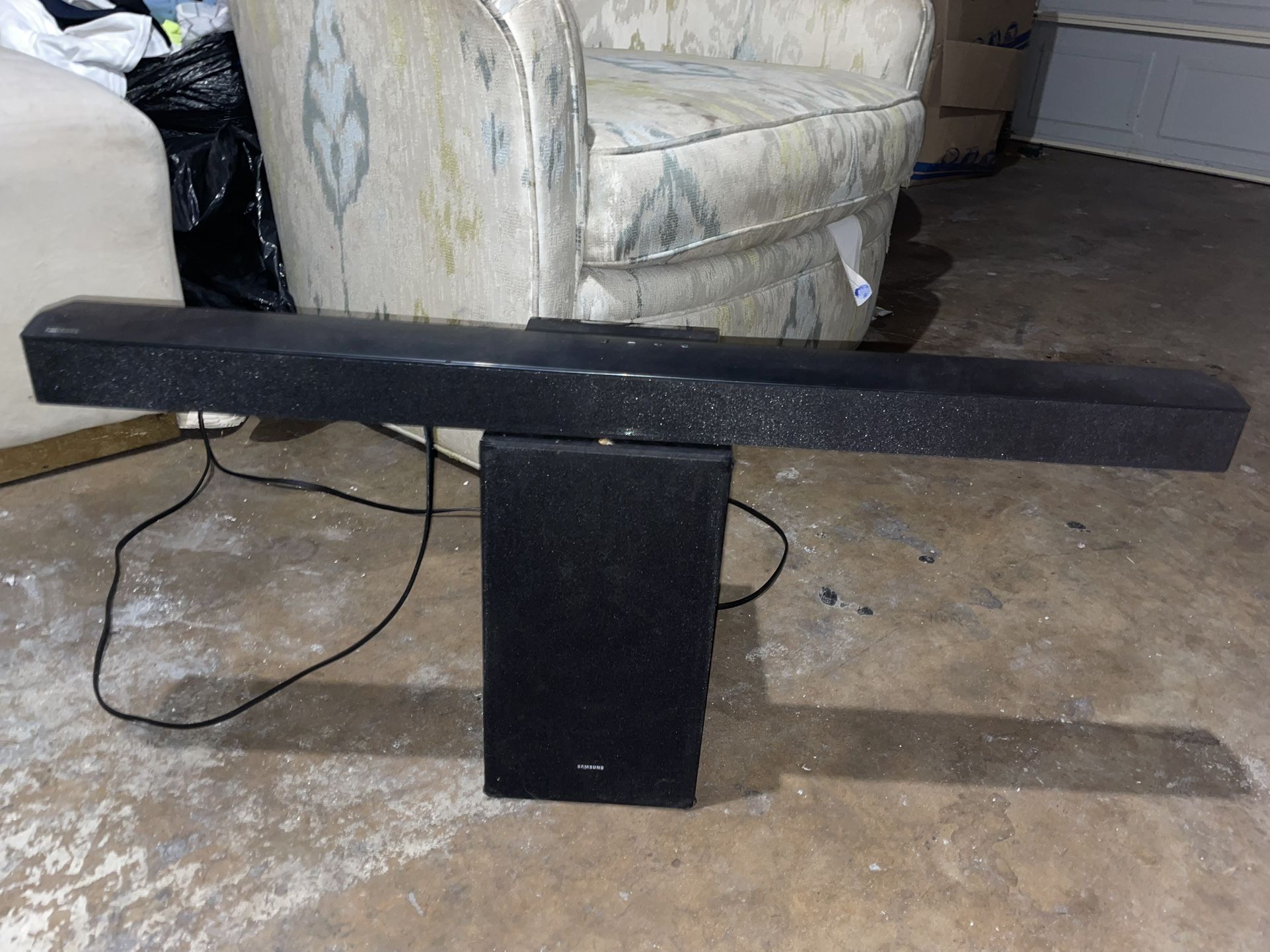 Samsung Bar Speaker